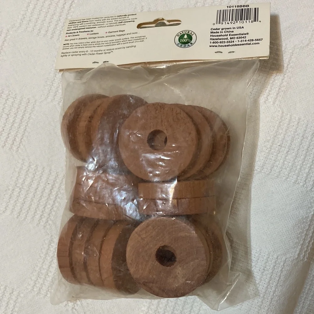CEDAR BRAND NEW HANGER RINGS